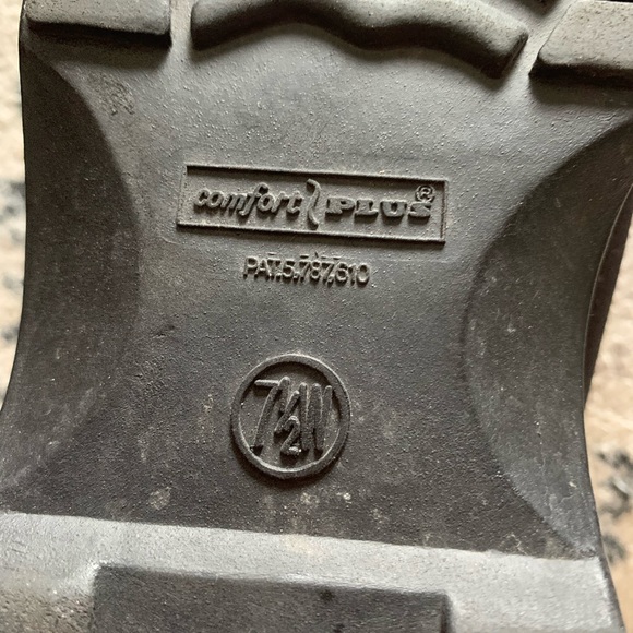 Comfort Plus black wedge shoes size 7.5 - Picture 7 of 11